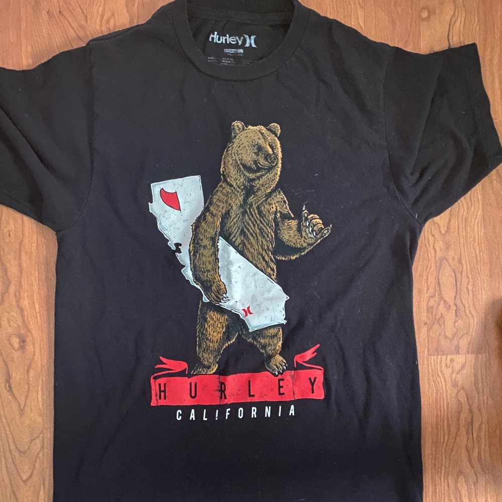 Hurley Tshirt size SM